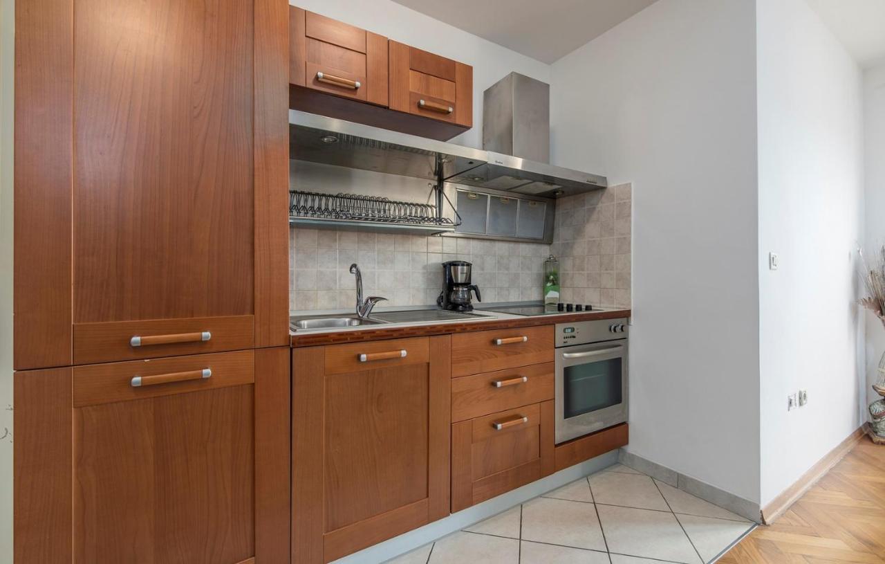 Apartment Amela Poreč Eksteriør bilde